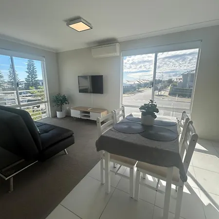 Apartment Close To The Beach Jindalee Exterior photo