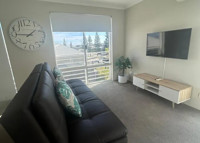 Apartment Close To The Beach